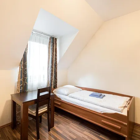 Iris * Stará Lesná