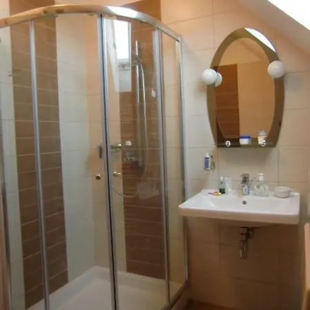 Iris * Stará Lesná